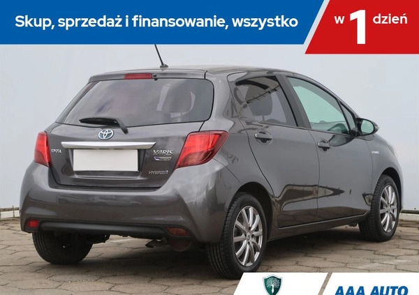 Toyota Yaris cena 50000 przebieg: 57662, rok produkcji 2015 z Frampol małe 106